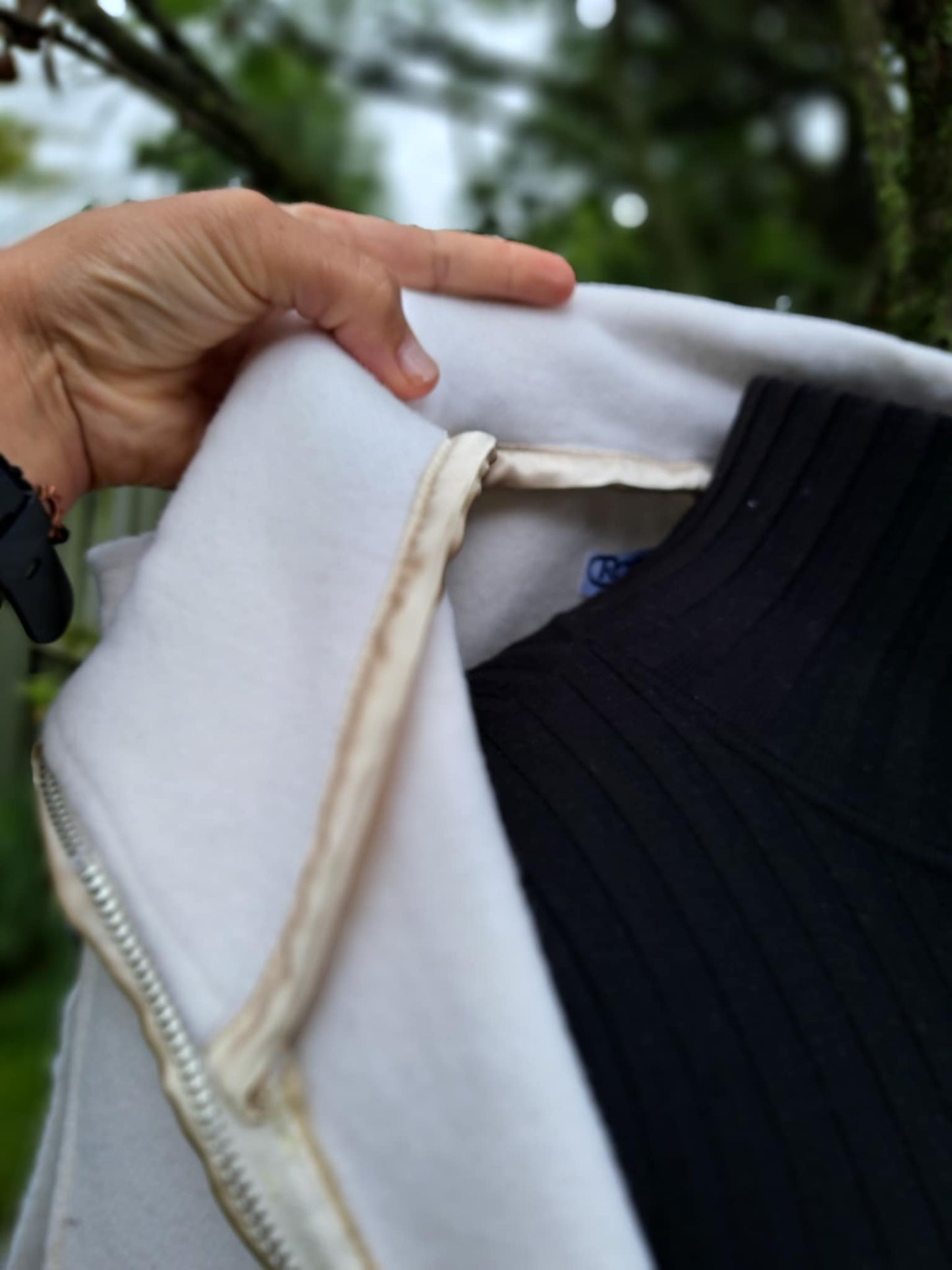 Romantic wool vest for any occasion